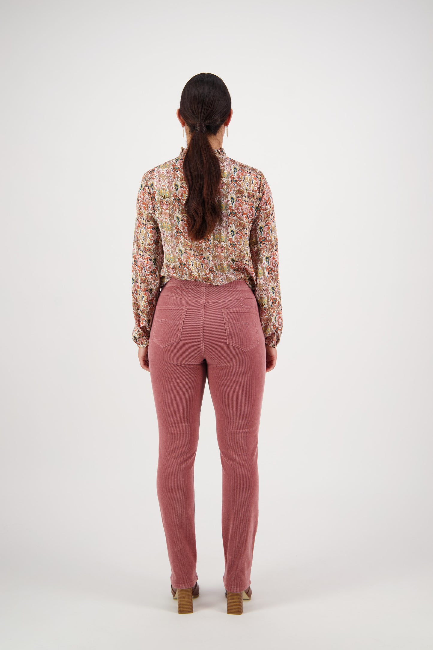 Vassalli's Slim Cord Pants for women in Rose, back view of women's trousers