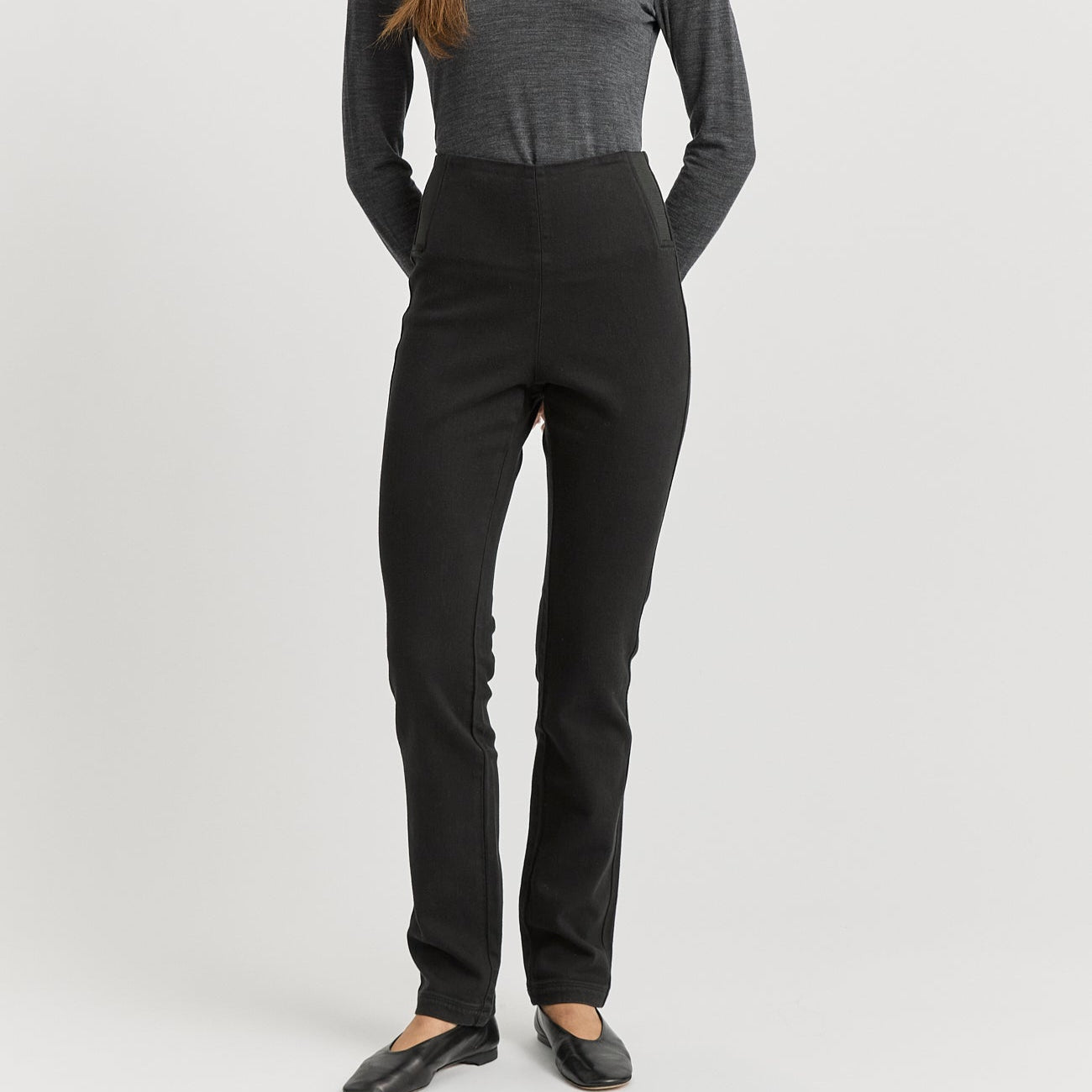 Toorallie elastic waist jeans in black