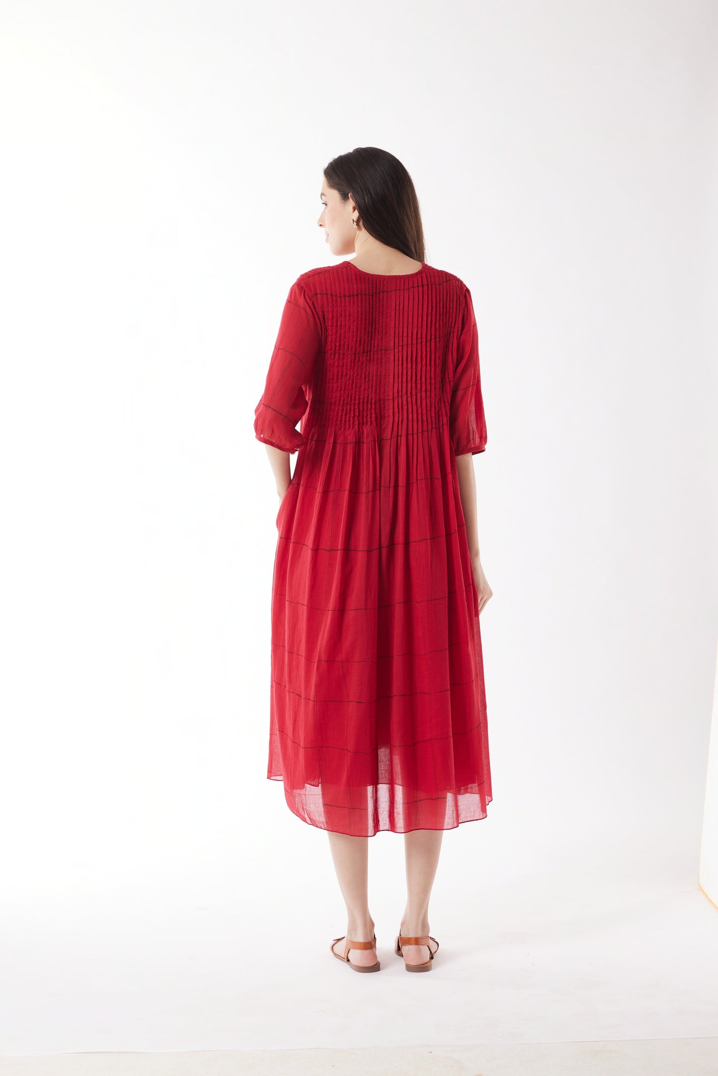 Woman wearing Au Hasard D'Un Voyage's Float Dress in Red