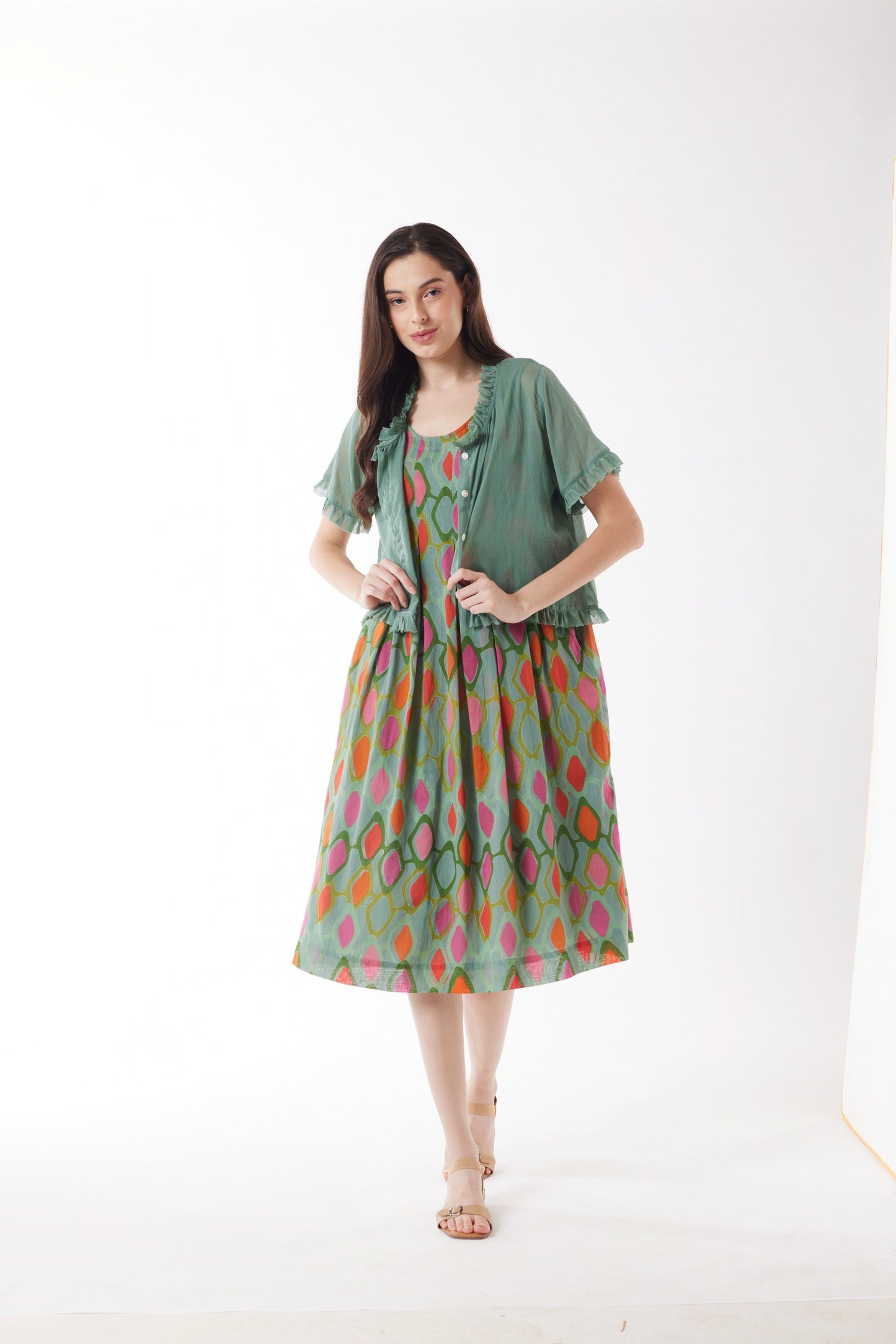 Woman wearing the Au Hasard D'Un Voyage's Sleeveless Dress in Green