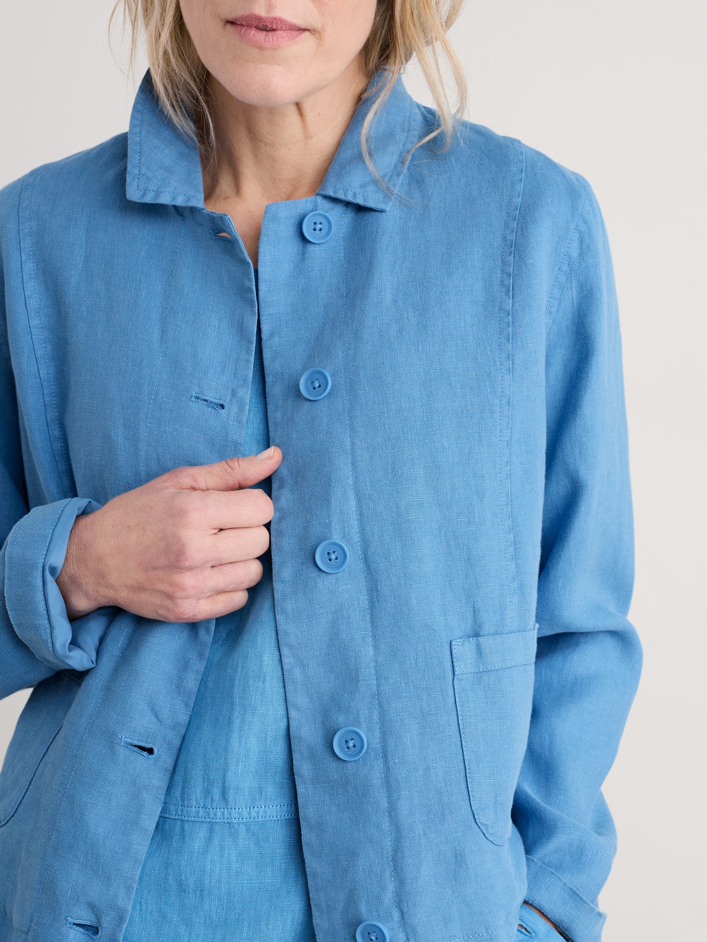 the Arame Linen Jacket by SEASALT for women in Clear Sky blue