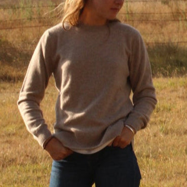 100% cashmere women's jumper in camel or beige