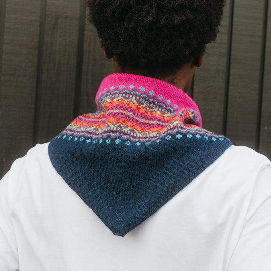Eribe Scottish Knitwear triangle scarf