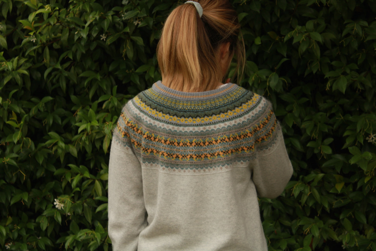 Eribe's Women's Alpine Sweater in Kelpie, close up of fairisle