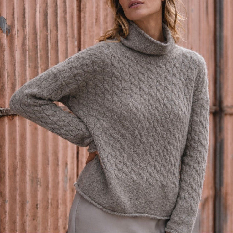 Women's merino wool and alpaca cable knit jumper