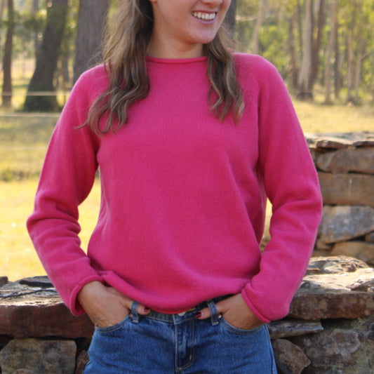 Harley of Scotland's Rolled Edge Geelong wool Jumper for women in pink Cordelia