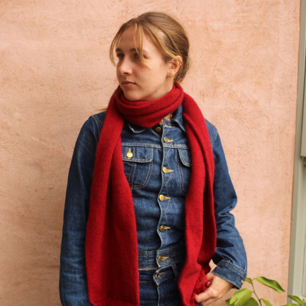 Lothlorian possum scarf in red