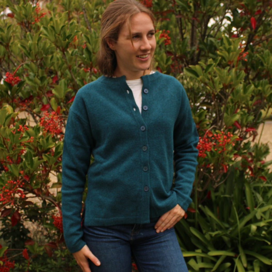 Wool cardigan from NOK. Danish quality knitwear. Moma in Dusk.