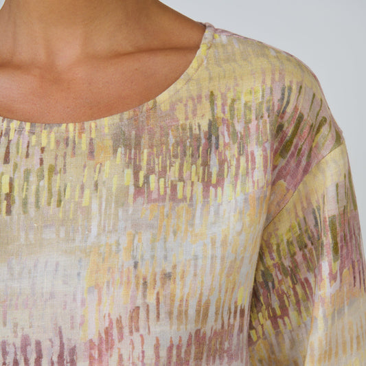 Naturals by O&J round nec linen top in pink brushstrokes