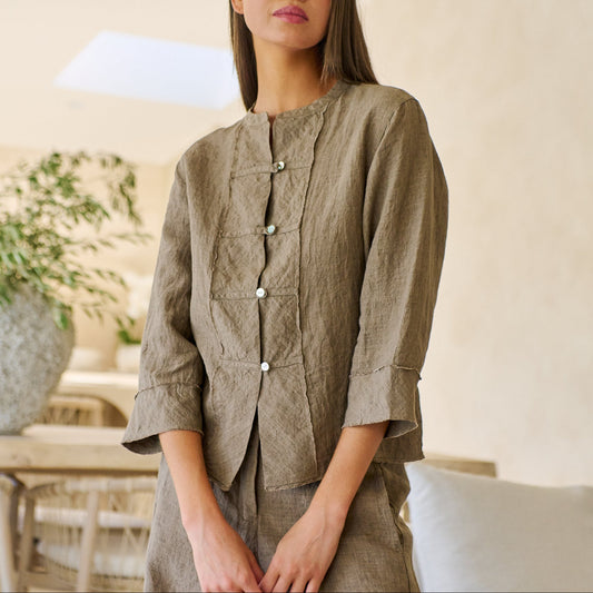 Naturals by O&J Mandarin style top in Linen. Agate or tan GA687