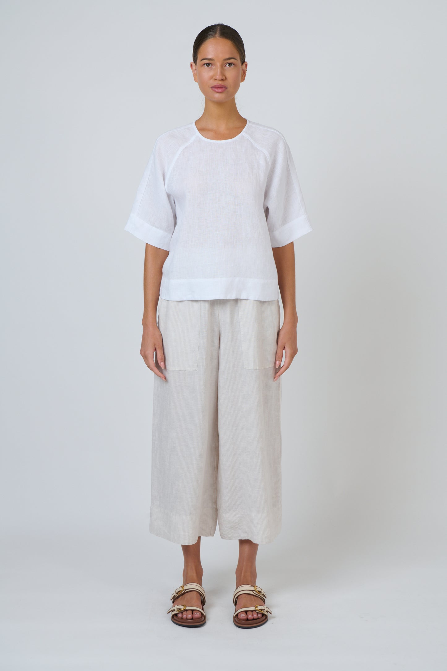 Naturals by O&J Linen top in white GA721