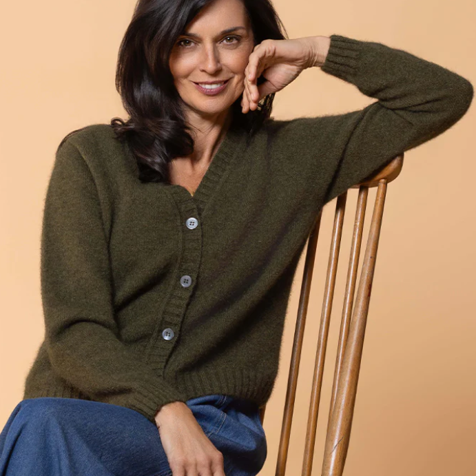 Possum vee cardigan or women in green