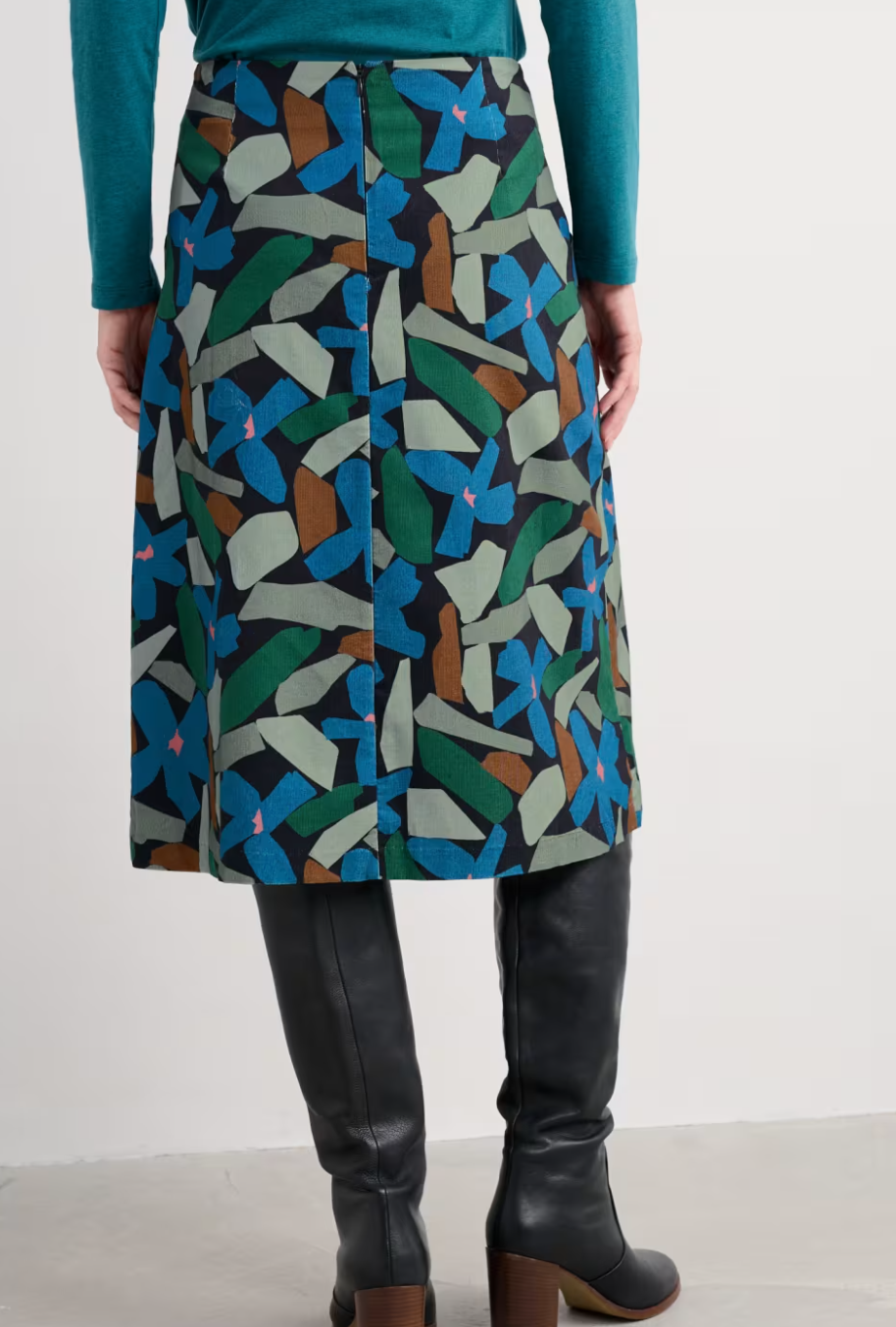 Seasalt Forest View Cord Skirt in Zennor Flower Onyx