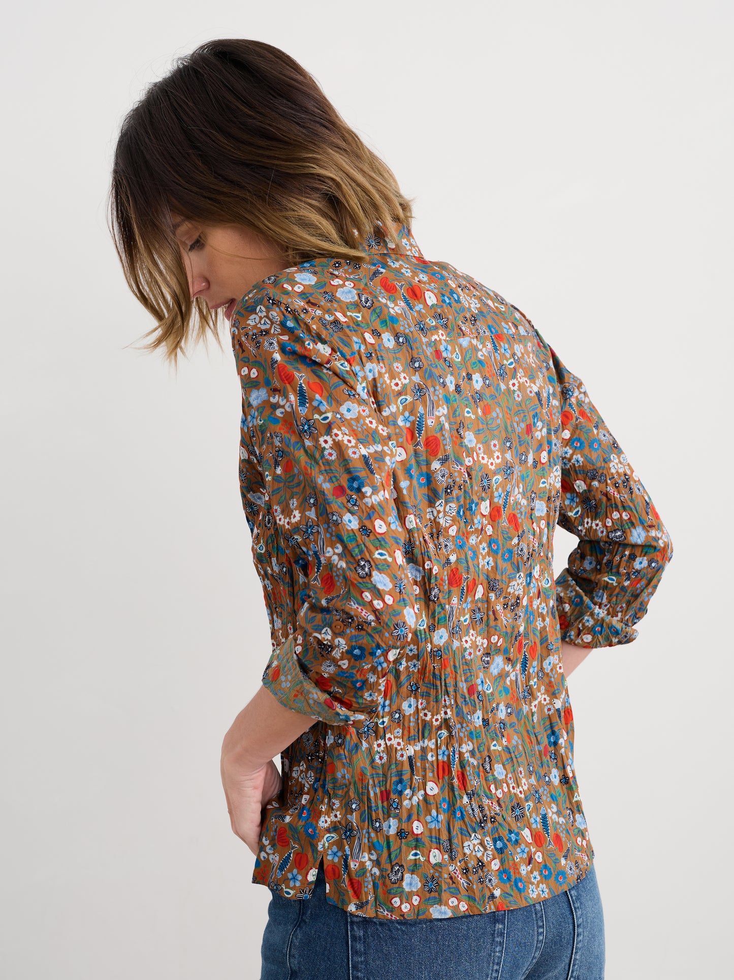 Seasalt Still Life basket in Larissa shirt