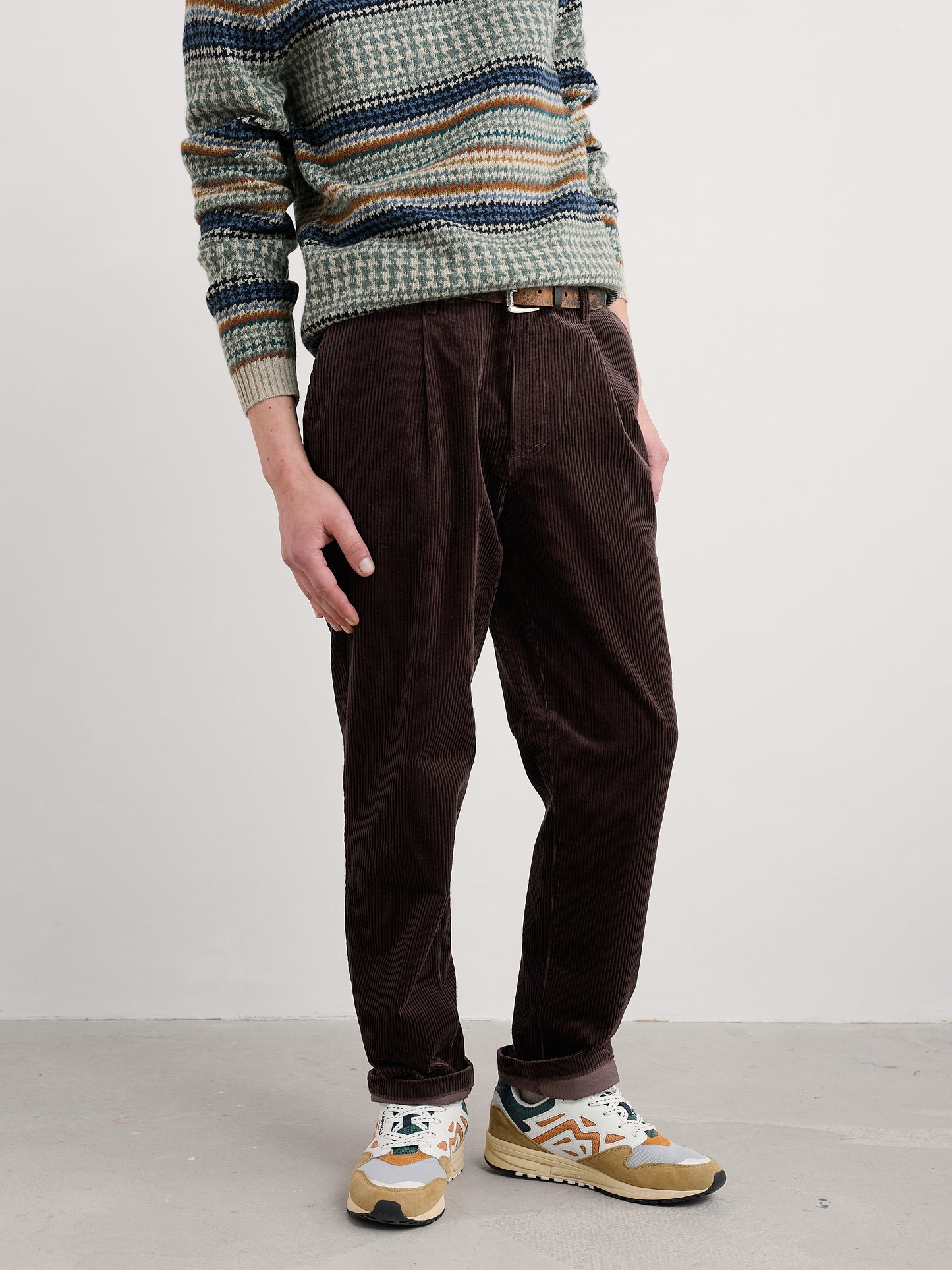 Seasalt Men's Yeomans Trousers in Brown Cord
