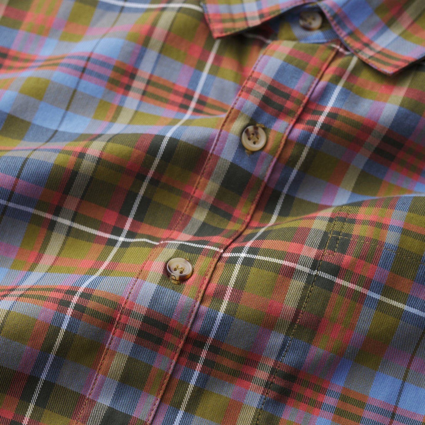 Seasalt Cornwall Men's checked shirt in Blues olive and red