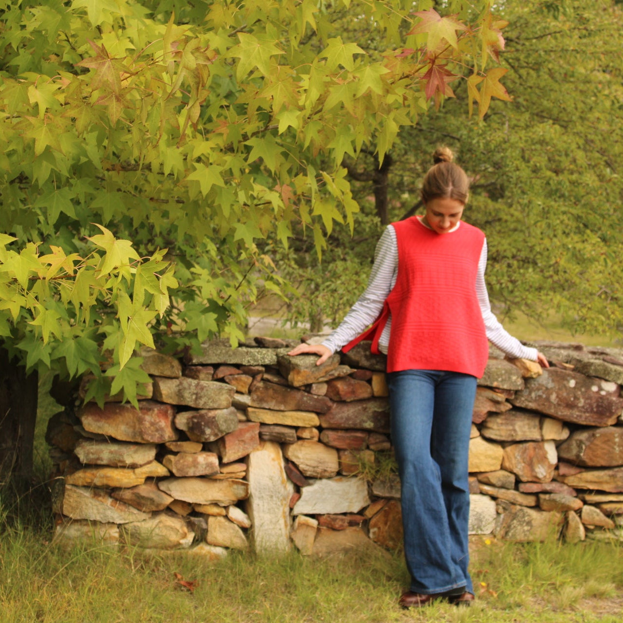 Red wool vest from Mansted