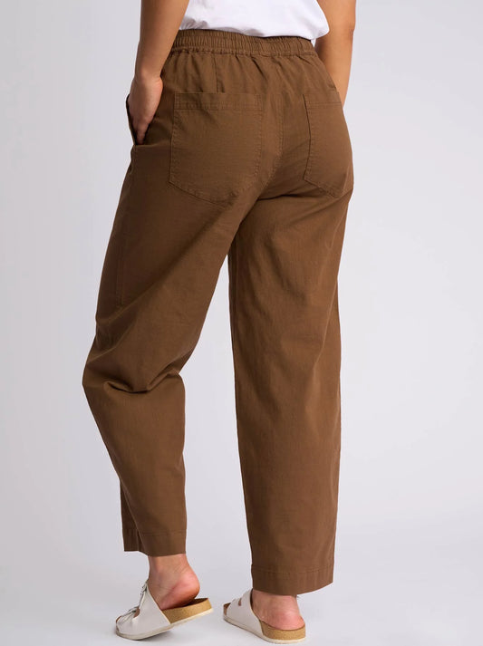 Vassalii Dione 5066 Pecan Pants