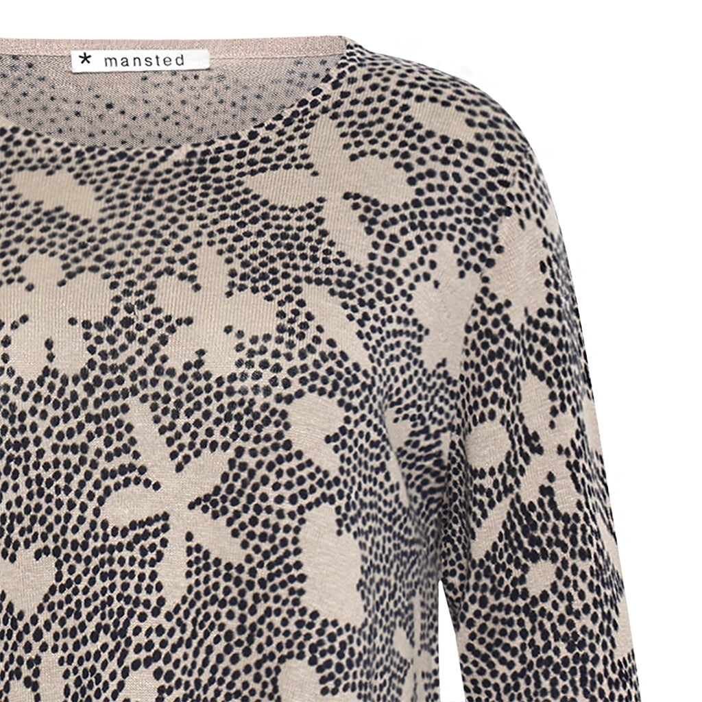 Close up of Mansted's cotton Gisela Top in Sand