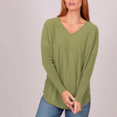 Bridge and Lord curved hem vee wasabi