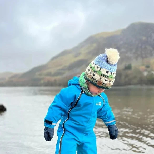 Hand Knit woollen beanie for children.