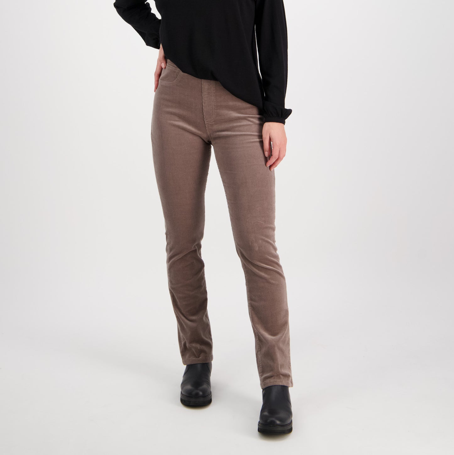 Vassalli Slim leg Pinwale Cord pants for women in Taupe