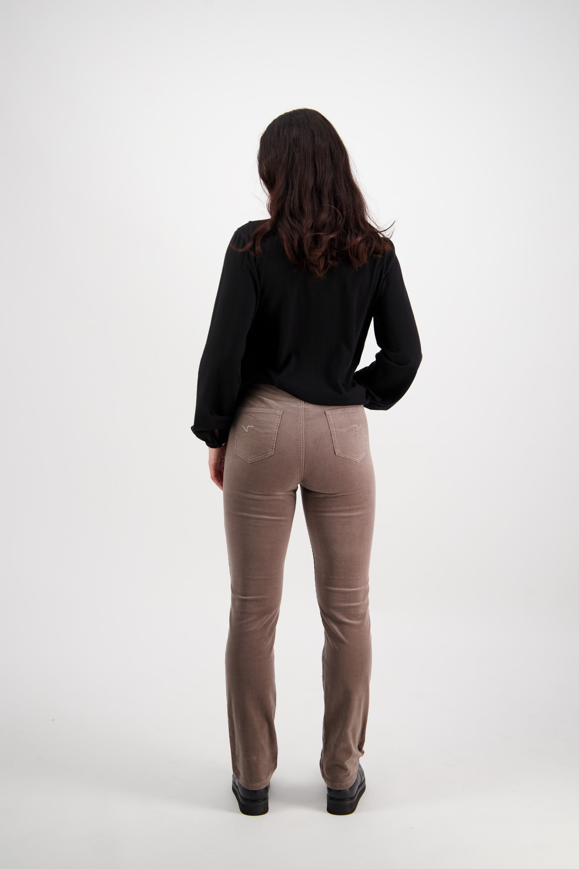 Vassalli Slim leg Pinwale Cord pants for women in Taupe