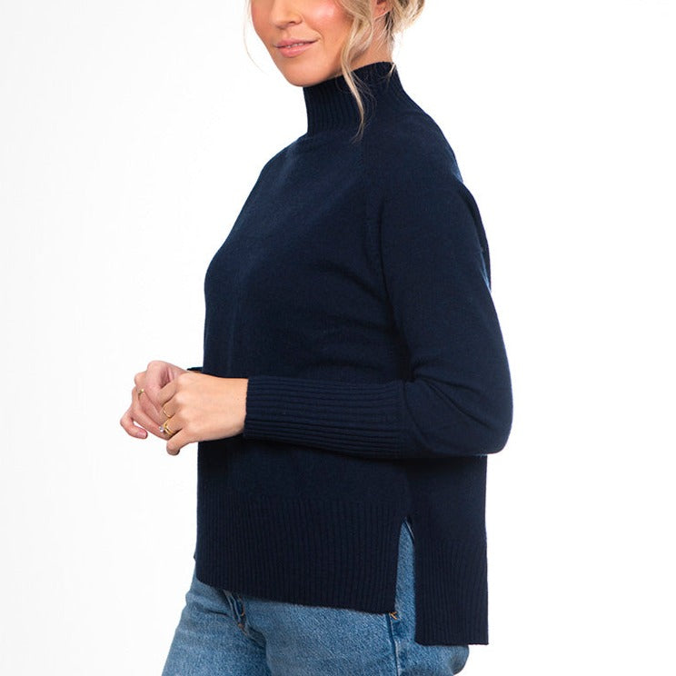 Bridge & Lord - Cashmere Raglan Pullover - Navy