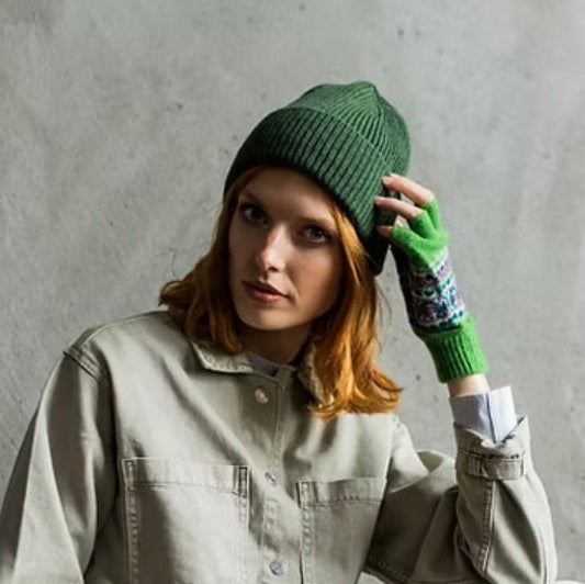 Green beanie in merino wool. ribbed unisex. made in scotland