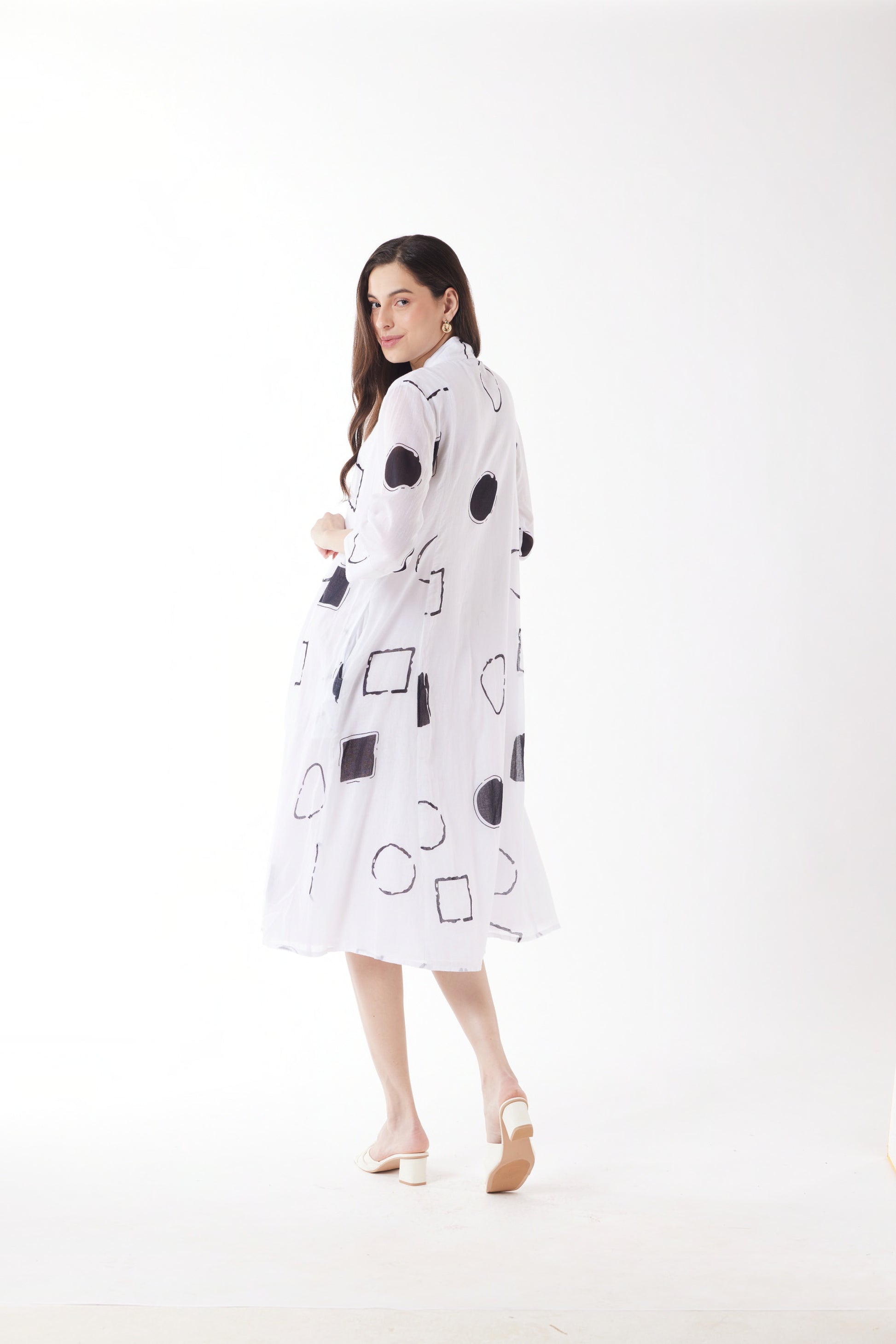 Woman wearing Au Hasard D'Un Voyage's Dress in white