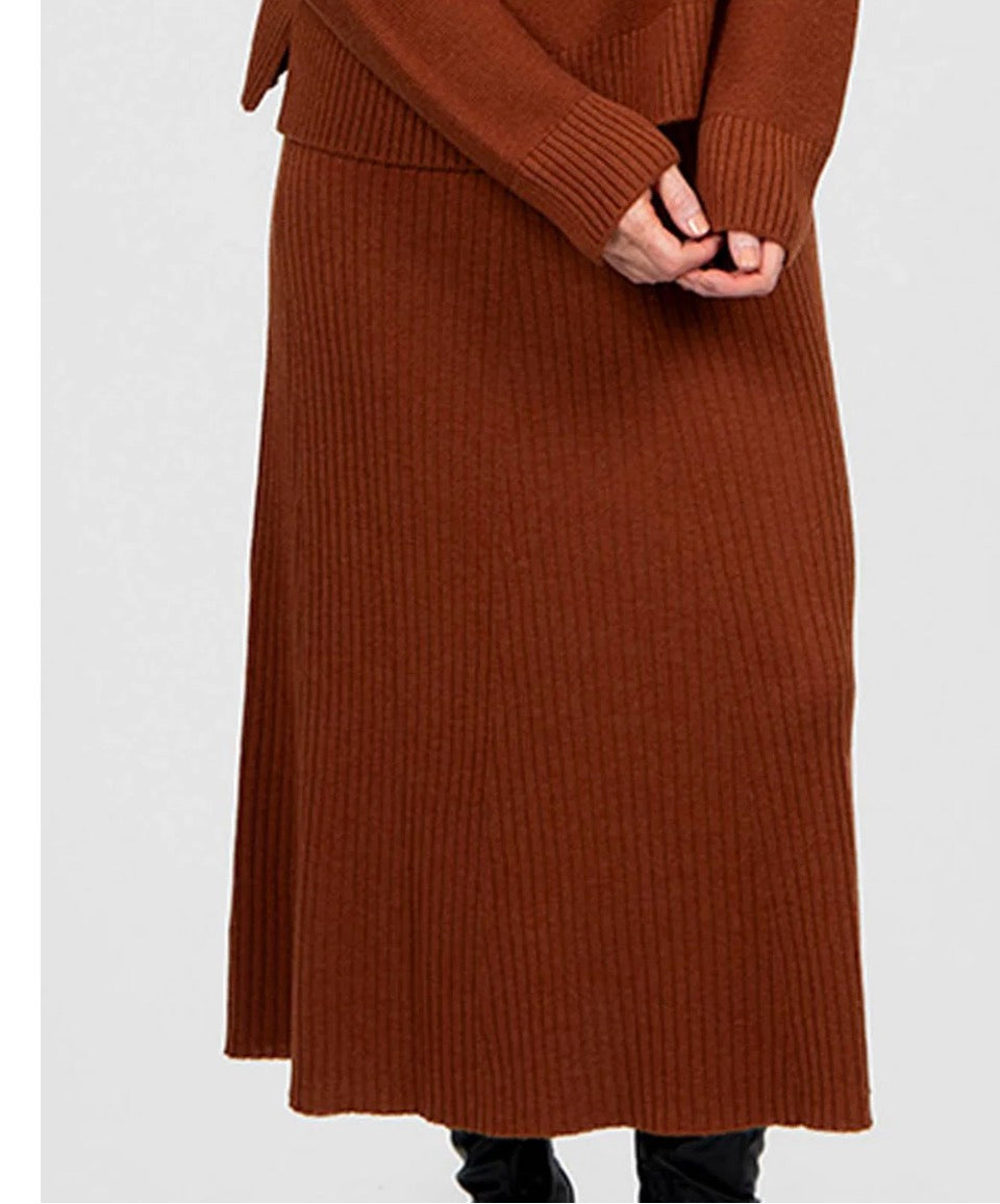 Woman wearing Bridge and Lord's ribbed Flared Skirt in Cognac brown