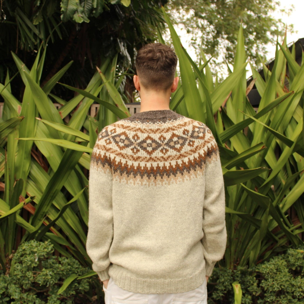 Back of the men's Chunky wool Fairisle Sweater in Portland by Harley of Scotland