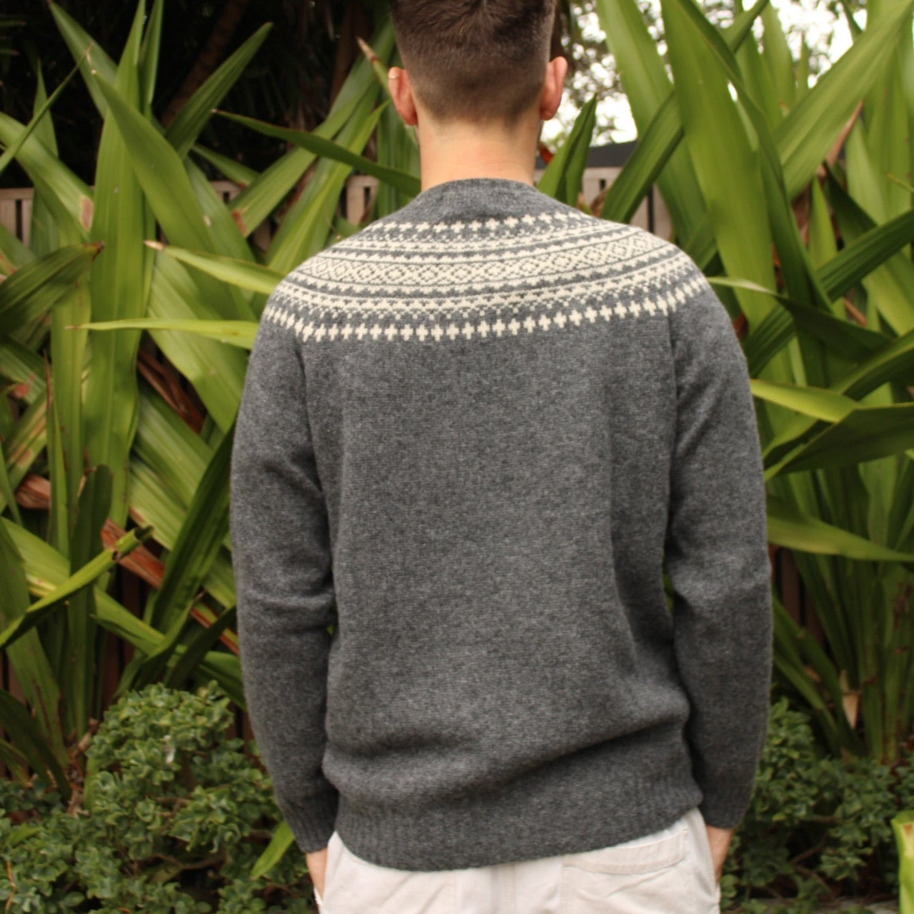 Back view of the men's Two Tone wool Fairisle Jumper in Basalt and white by Harley of Scotland