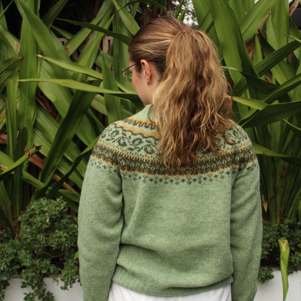 Back view of the Harley of Scotland woollen Fairisle Jumper in Sage green