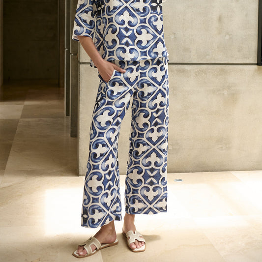 Woman wearing Naturals by O&J's Summer Pants in Corfu blue