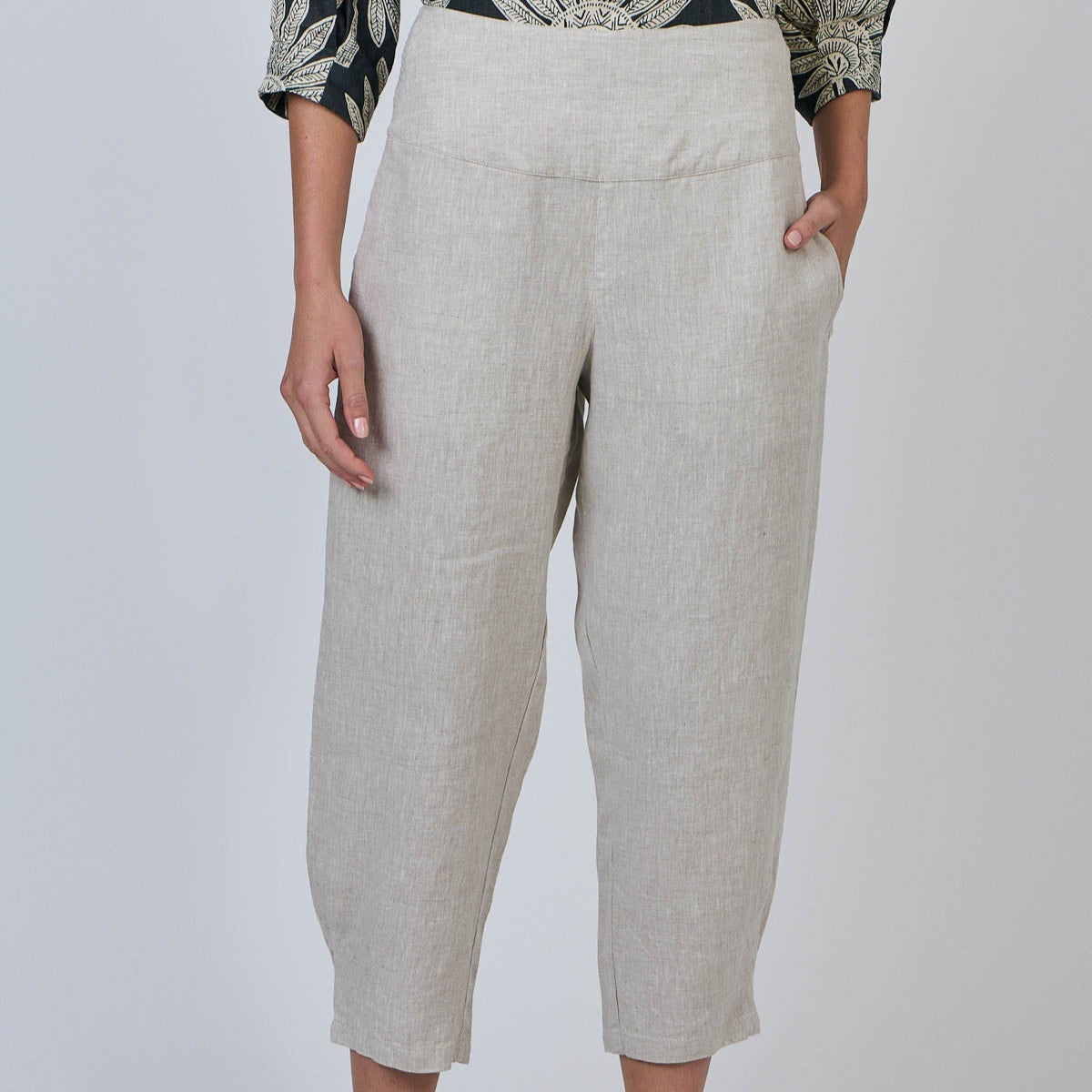 Woman wearing the Cropped Linen Pants by Naturals by O&J 