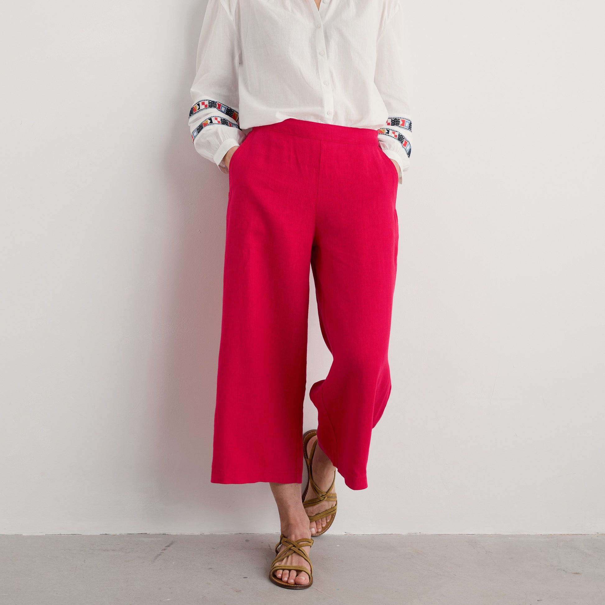 Woman wearing the Merrivale Culottes in Scarlet red by SEASALT