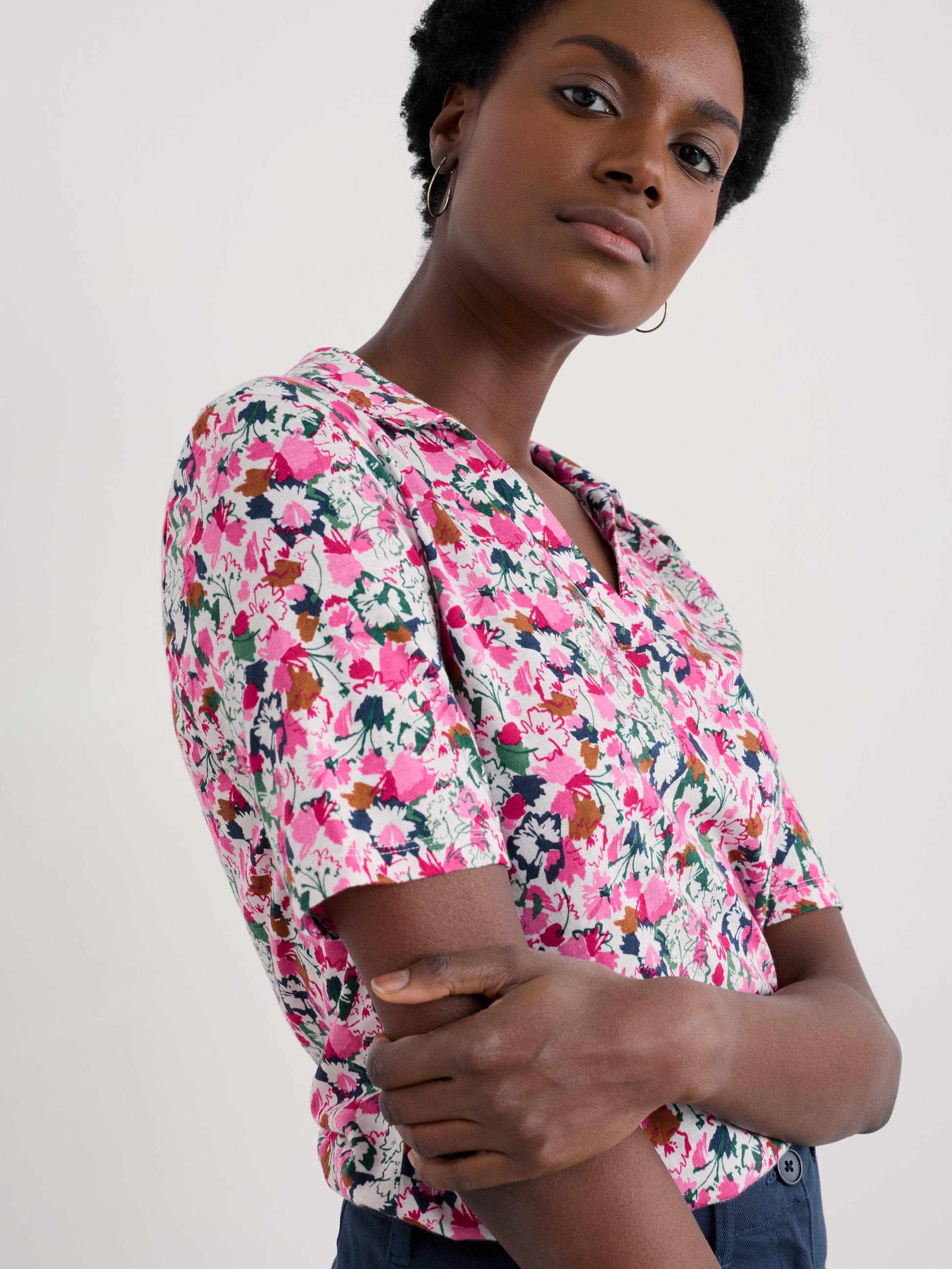  the Short Sleeve Misty Sky cotton jersey Shirt in Blossom Sketch chalk by SEASALT