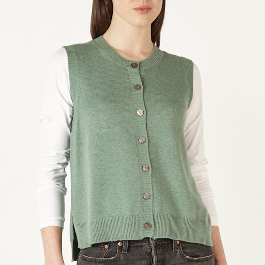 Zaket and Plover's Essential Button Vest in Moss