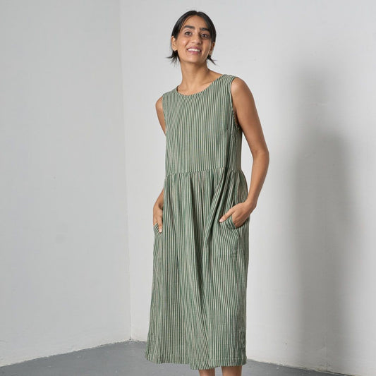 Bibico Elaine Midi Dress Double Gauze Stripe Green Front View Berrimas Overflow