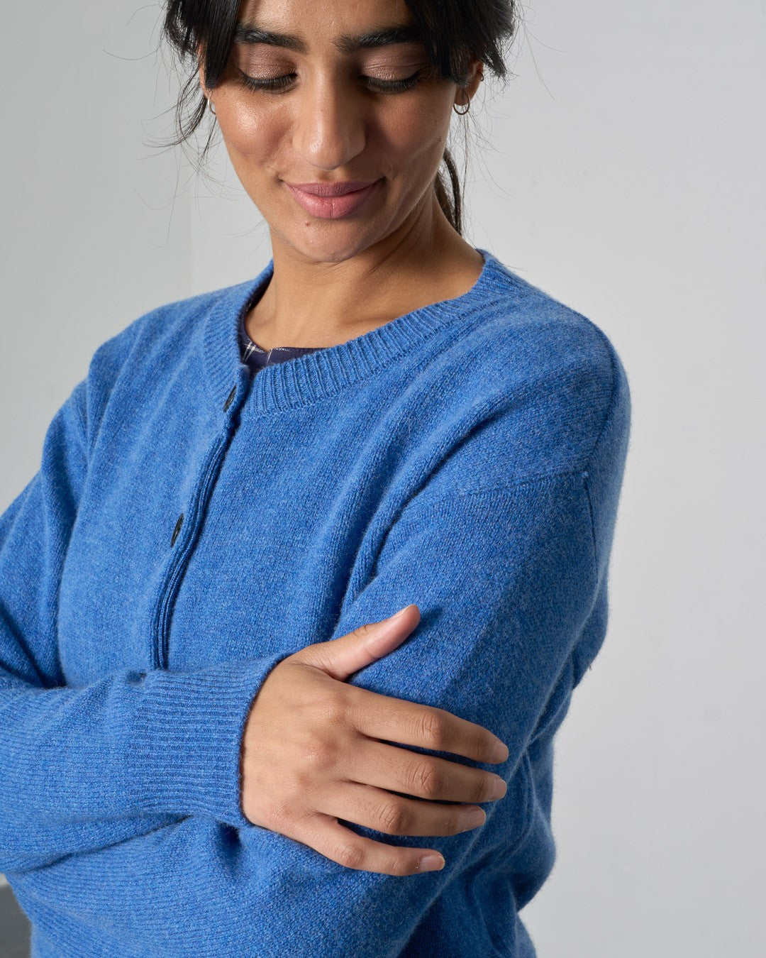 Bibico Eva Classic Cardi Med Blue Close Up Berrimas Overflow