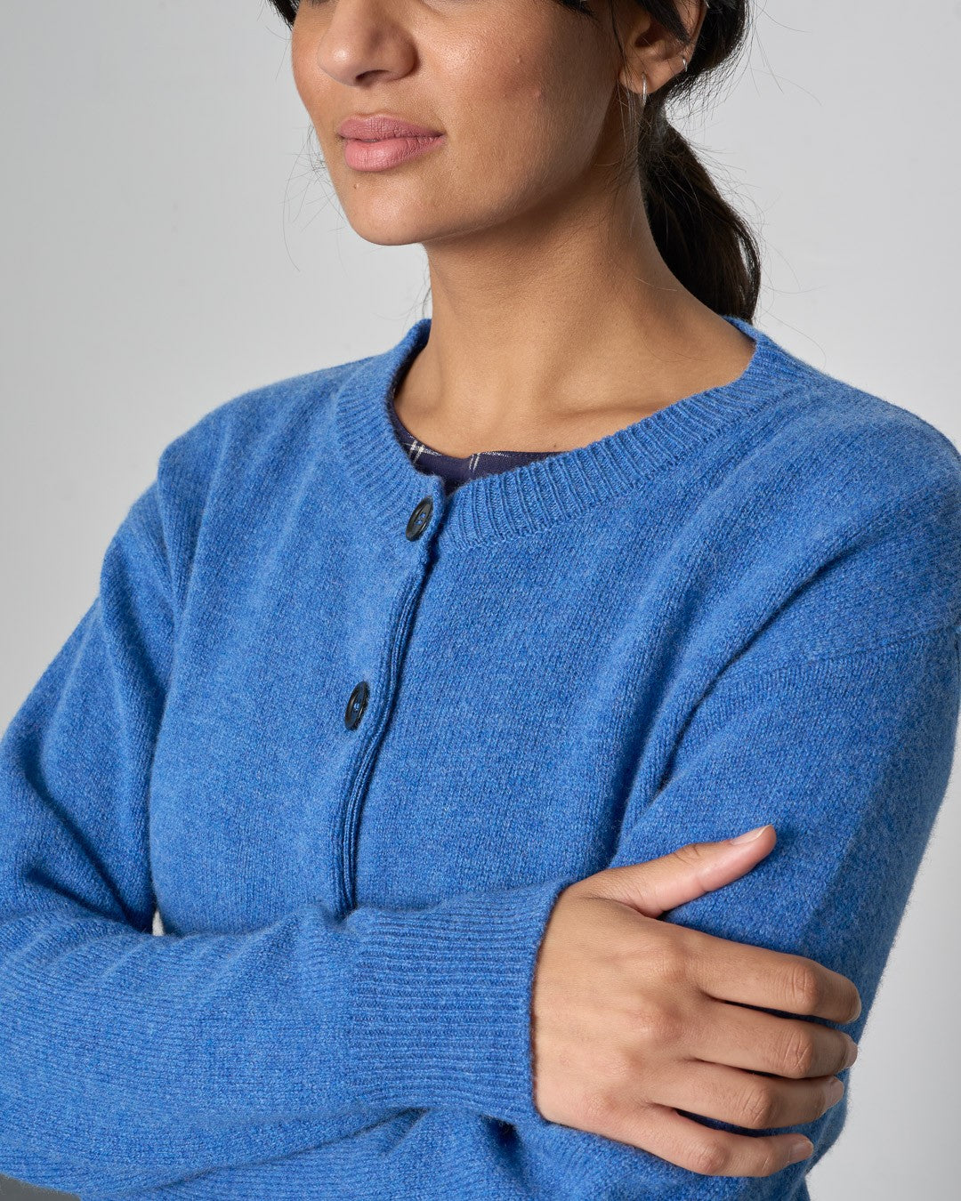 Bibico Eva Classic Cardi Med Blue Close Up Berrimas Overflow