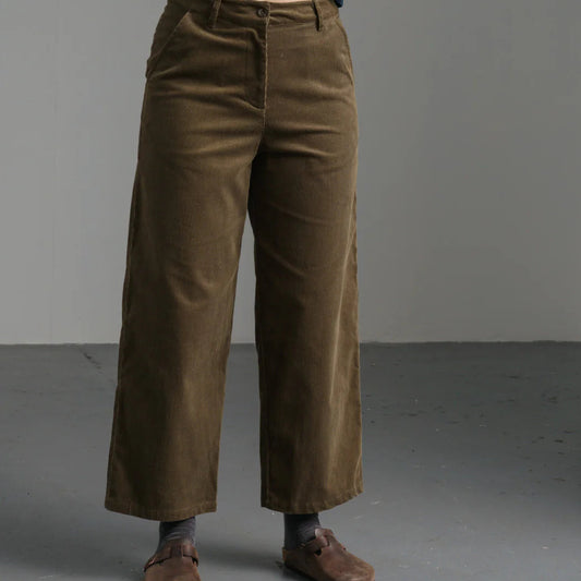 Ankle length cord pants wide leg
