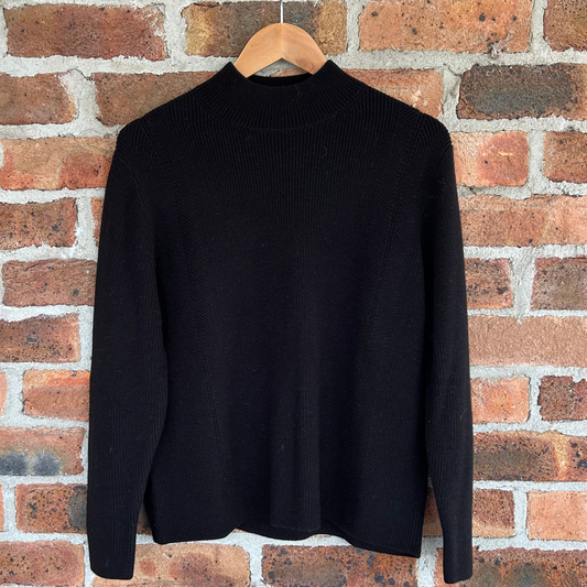 Bridge and Lord Merino Wool nd Cashmere turtle neck in black