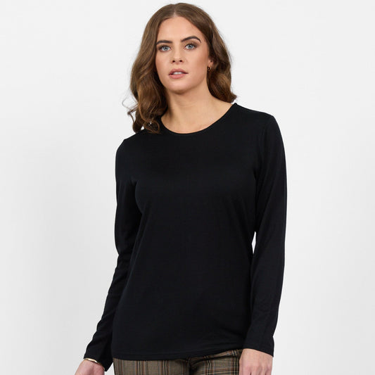 Crew neck merino wool top in black from Vassalli