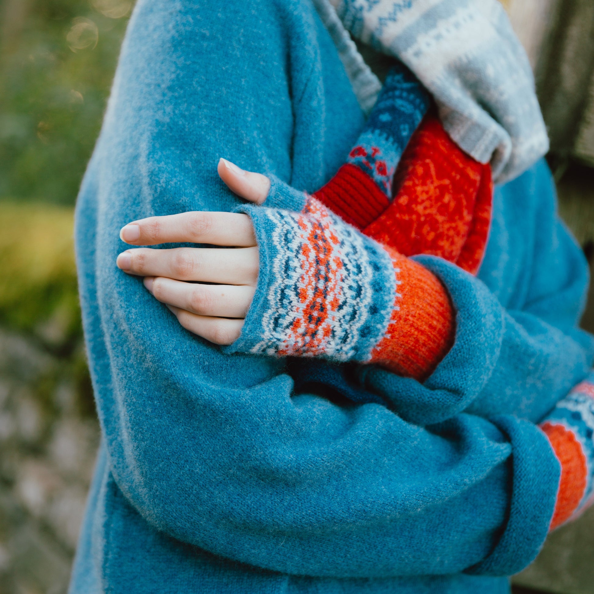 Eribé's Alloa Open Mitt in Bluebella