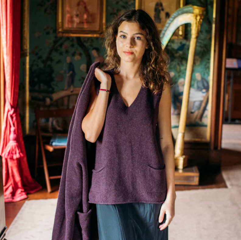 Eribe's Corry Vee Tank Vest top in Blackgrape purple