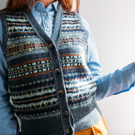 Eribé's Kinross Waistcoat in Garnet for women. 100% merino wool, Fairisle design..