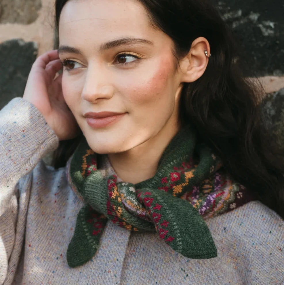 Eribe - Fairisle Triangle Scarf - Tyrian/Thistle
