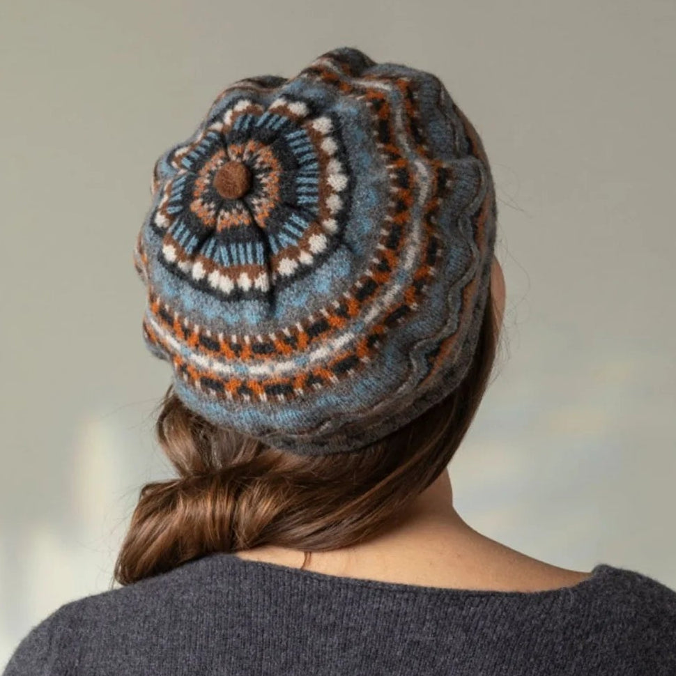 Eribe Beret in Winter